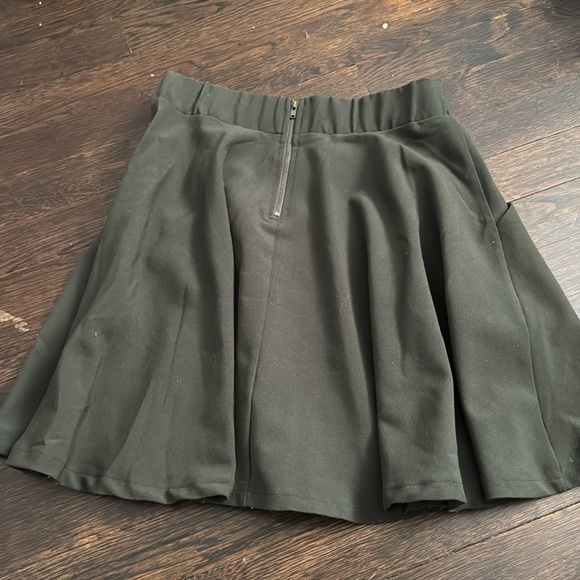 Dark green skater skirt sz S - Picture 1 of 4